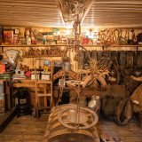 Cette impressionnante collection a été assemblée pendant plus de 60 ans par Robert Seppey, passionné par l’histoire de sa région et conscient que le tournant de la modernité du XXème siècle verrait nombre d’objets de son quotidien disparaître.